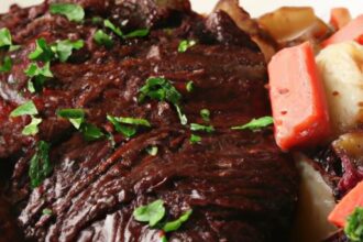 Tender Crockpot Beef Brisket: Slow-Cooked Perfection Guide